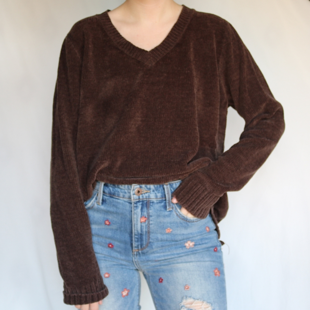 White Stag Brown V-Neck Chenille Sweater